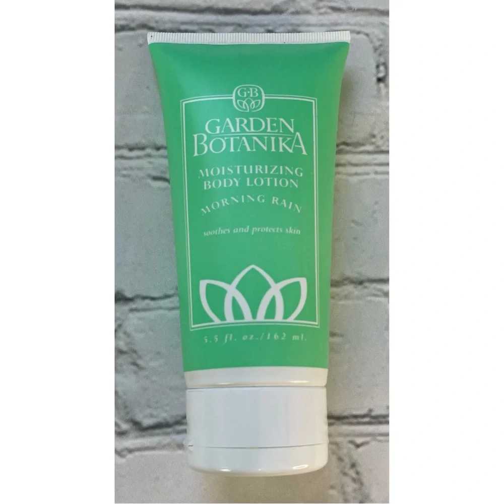 Vintage Garden Botanika Morning Rain Body Lotion